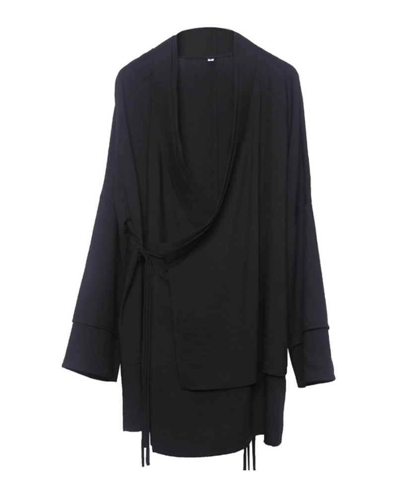 long coat,long black coat,Japanese techwear,techwear outfits,futuristic clothing,cyberpunk clothing,long coat,long black coat,black cloak,black cape,techwear jacket, tech jacket,cyberpunk jacket, cyberpunk techwear jacket, cyberpunk samurai jacket, samurai jacket cyberpunk,ninja costume,ninja halloween costume,samurai jacket,cyberpunk style jacket