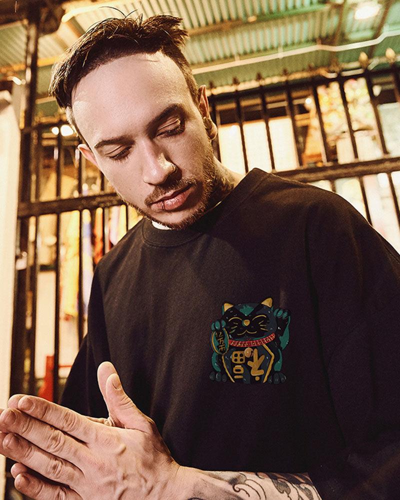 Oversize Streetwear Lucky Cat Graphic T-Shirt – Techwear Official