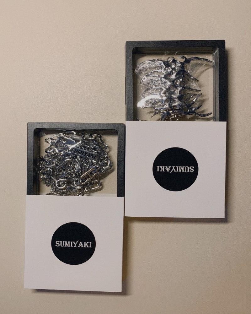 Venom Waterlily Heart Rate Chain Phone Holder - Techwear Official